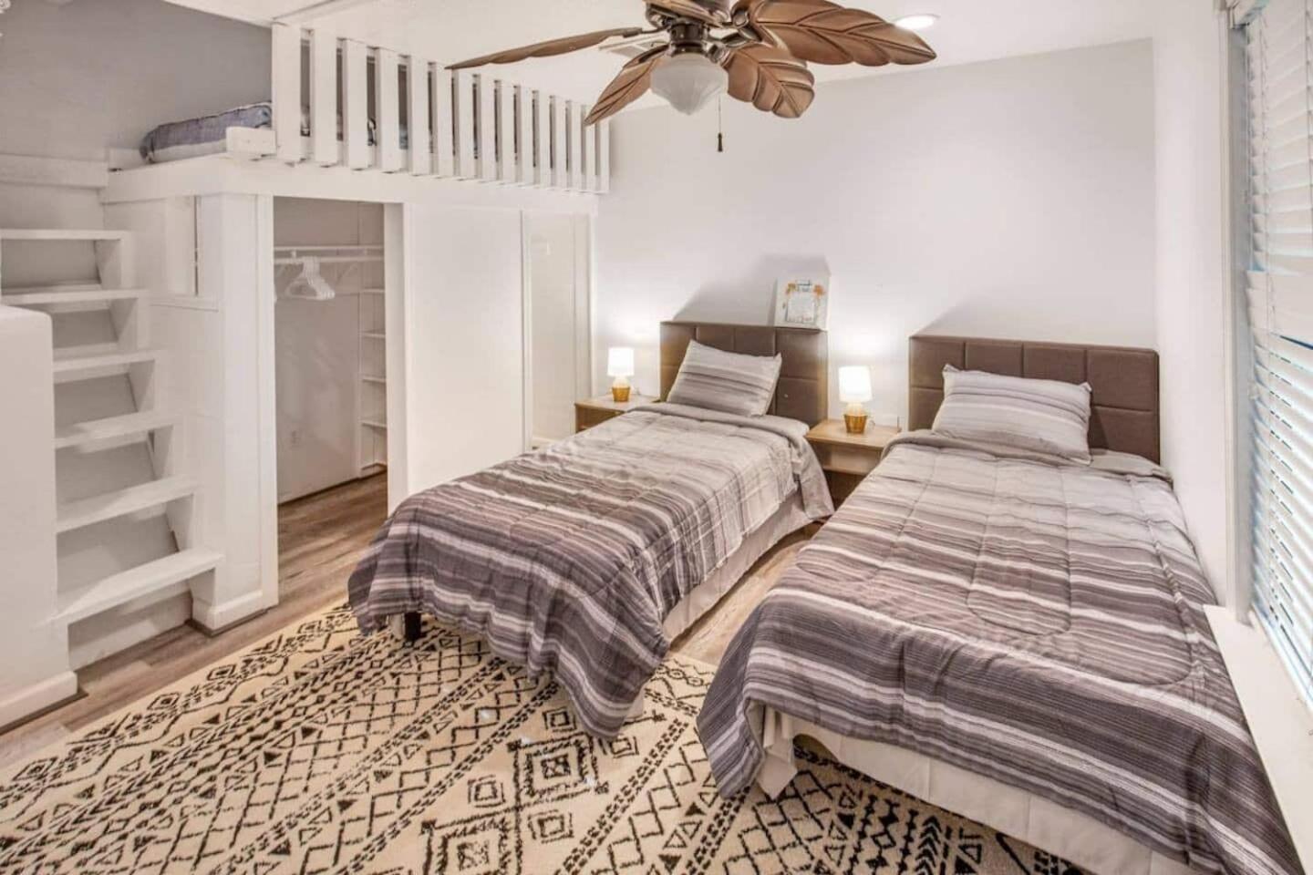 Willa Sunmeadow Manor Retreat Friendswood Zewnętrze zdjęcie